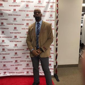 Meet your Posher, Khalil